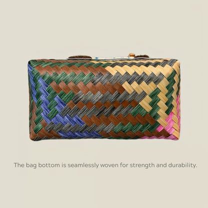Bottom view of handwoven dachshund tote bag, featuring seamless construction for enhanced strength, durability, and long-lasting use.